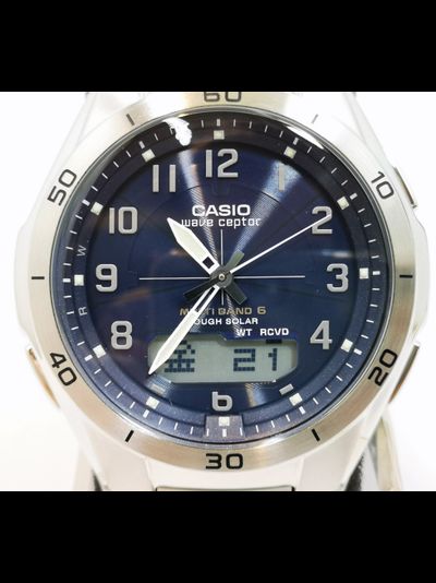 Часы Casio WVA-M640D-2A2
