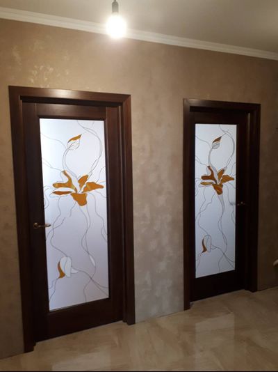 ЛАЙНДОР (УЛЬЯНОВСК)/ МОДЕЛЬ МАЛЬТА-2/ НАТУРАЛЬНЫЙ ШПОН АМЕРИКАНСКОГО ОРЕХА/ ТОН 23 (АМЕРИКАНСКИЙ ОРЕХ)