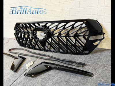 Решетка Toyota Land Cruiser 200 2015-2021 TRD черная антихром