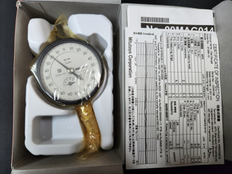 Индикатор часового типа Mitutoyo 2109A-10 ход 1 мм 0.001 мм с ушком