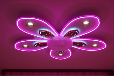 Основной мотив - декоративная розовая подсветка мощностью 60 Вт.