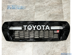 Решетка радиатора Land Cruiser 200 2007-2015 в стиле 300 GR Sport