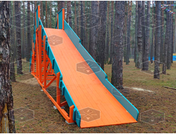 Широкая зимняя заливная горка из дерева для детей и взрослых. Скат 8 метров. Модель № 05