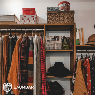 Открытая система хранения для гардеробной комнаты