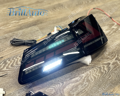 Стопы Lexus IS 05-12 черные с анимацией