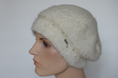 Берет Vizio  6970 B белый