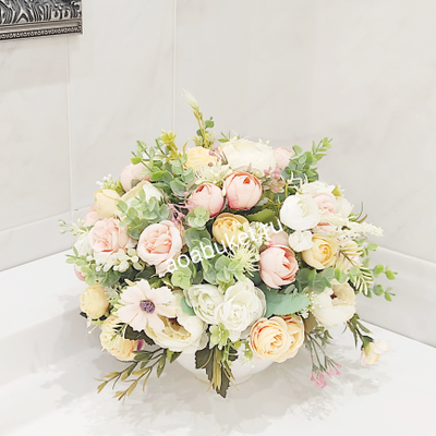 Композиция из искусственных цветов в подарок № М030/Купить на АОАБУКЕТ в России