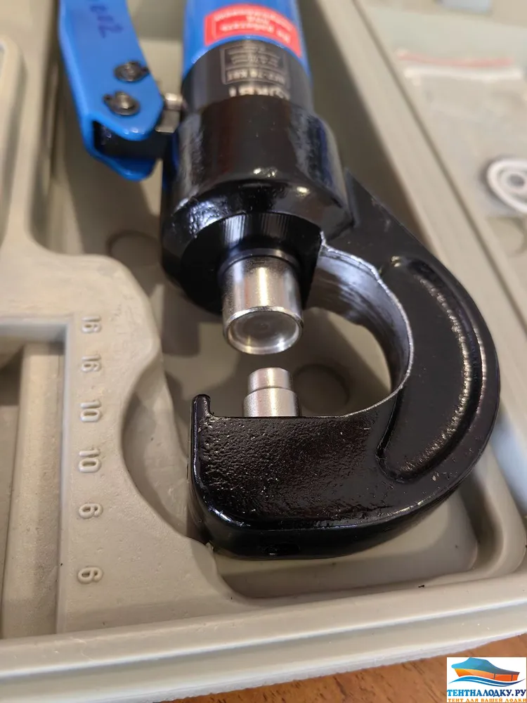 Пресс для кнопок Dot для тента на лодку