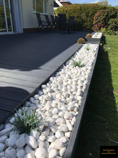 белая мраморная галька