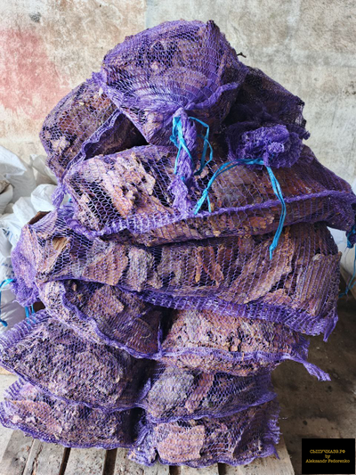 кора в мешках