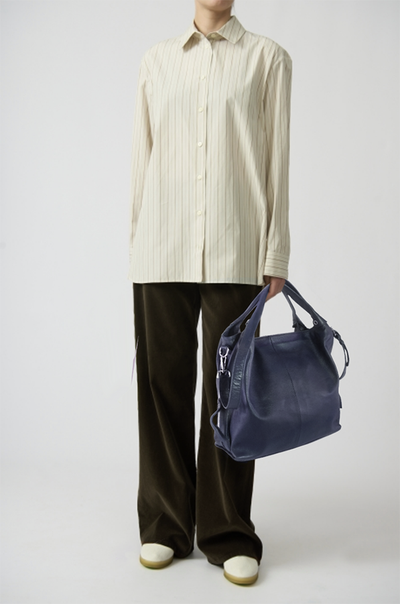 (АРТИКУЛ: 10048/2) СУМКА МЕШОК, БОЛЬШАЯ, НАТУРАЛЬНАЯ КОЖА, ТЕМНО-СИНЯЯ, С ПЛЕЧЕВЫМ РЕМНЕМ