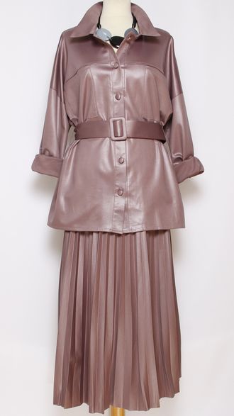 КОСТЮМ ТРИКОТАЖНЫЙ "Юбка плиссе" бежевый р.54