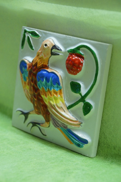 Сокол-Cпутник (изразцовая плитка)