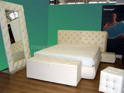 Пуф Леонардо со стразами