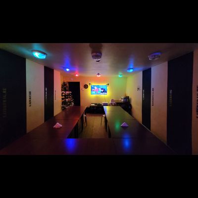 Активный корпоратив в лазертаге с банкетом и танцполом в Петрозаводске