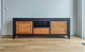 Тумба под ТВ в стиле модерн.