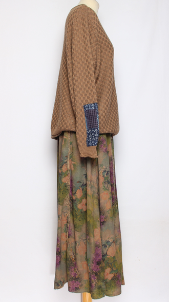 Джемпер ХЛОПОК "ГОЛУБЫЕ НАШИВКИ" бежевый, трава, шоколад до р.50