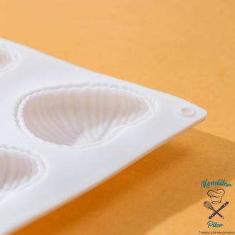 Форма для выпечки и муссовых десертов KONFINETTA «Вязаное сердце», 29,5×17×2 см, 8 ячеек, 5,5×6,5×1,5 см, силикон, цвет белый