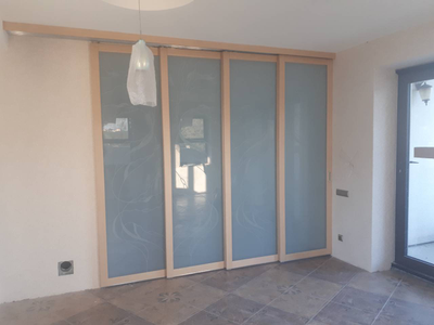 МОДЕЛЬ П1, ВЫСОТА 2700, ШИРИНА 700 мм, СЕНДИ/ СТЕКЛО СВЕТЛОЕ ХУДОЖЕСТВЕННОЕ  Triplex 5 мм
