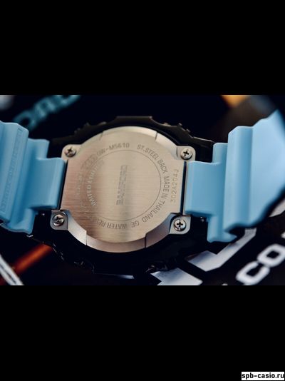 Часы Casio G-Shock GW-M5610BWD20-1ER