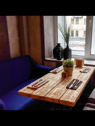 мебель для отелей - столы и журнальные столики из массива