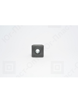 Заглушка 20х20 с гайкой