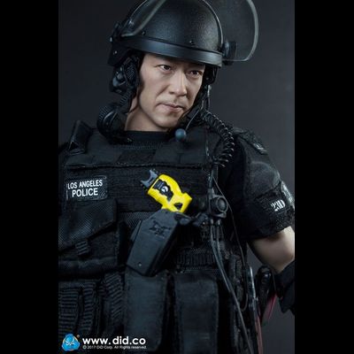 Разгрузочный жилет с подсумками, наплечниками и шевронами 1/6 (MA1008) - DID