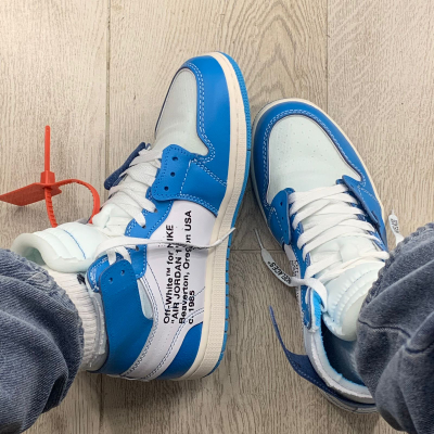 Nike air jordan 1 unc x off white best sale