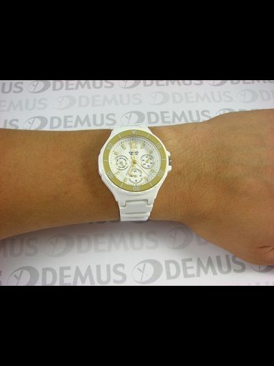 Часы Casio LRW-250H-9A1