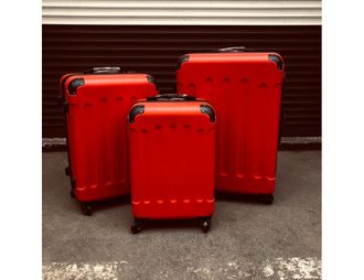 Комплект из 3х чемоданов ABS с накладками S,M,L красный