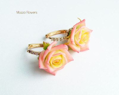 Серьги с розочками "Свет моей души".