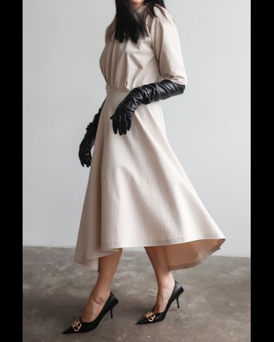 Платье-футболка с асимметричным подолом  (слоновая кость) - 50/52