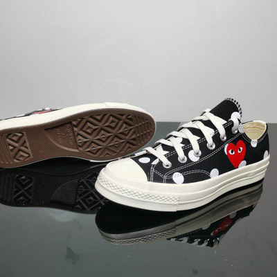 Низкие конверсы в горошек Converse Play Comme Des Garcons  с сердечком 157248C