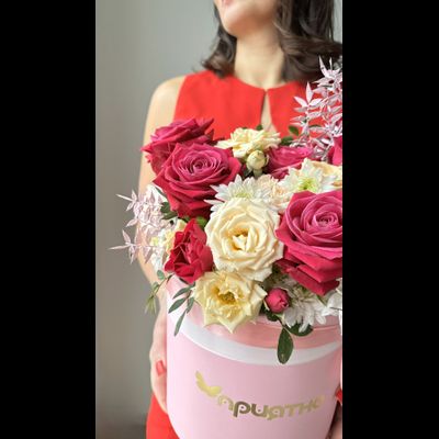 Цветочная композиция 67 на день влюбленных