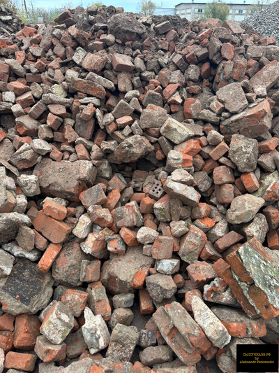 бой красного кирпича