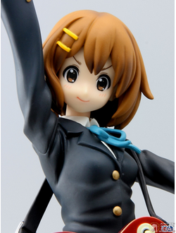 Фигурка Юи Хирасава (Hirasawa Yui Winter Uniform ver.)
