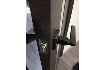 Ремонт ручки межкомнатной двери