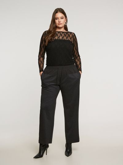 Женская блузка с принтом большого размера в модном бутике XLady