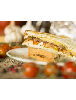 Сендвич с телятиной