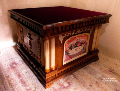 Резное облачение из дерева