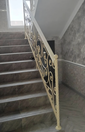 Лестничное ограждение -  Арт 036