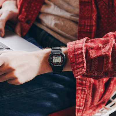 Часы Casio G-Shock DW-5000R-1A