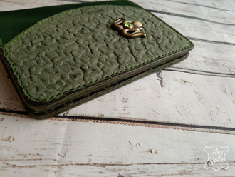 аксессуары из кожи, кожаная обложка, кожаная обложка на паспорт, кожаный аксессуар, обложка паспорт