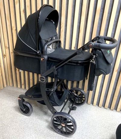 Детская коляска 3 в 1 Luxmom 601A Черный