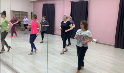 Бачата соло (латиноамериканский танец)