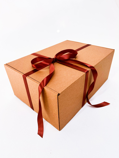 Огромная подарочная коробка GILEV 52x38x22 см с наполнителем и коричневой лентой