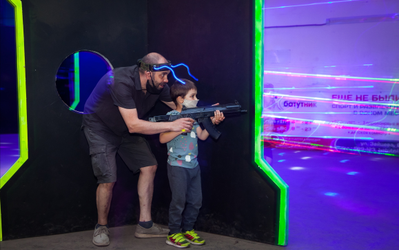 Игра в лазертаг по сценариям на день рождения в Петрозаводске для взрослых и детей