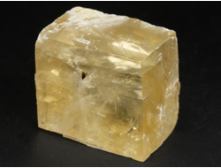 Кальцит оптический золотистый (исландский шпат), скол по спайности, Бразилия (40*33*24 мм, 73 г) №38319