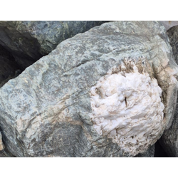 Валун гранитный равный, фракция 400-2000 мм