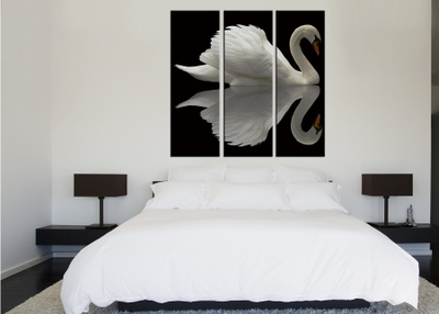 Модульная картина "Одинокий лебедь"